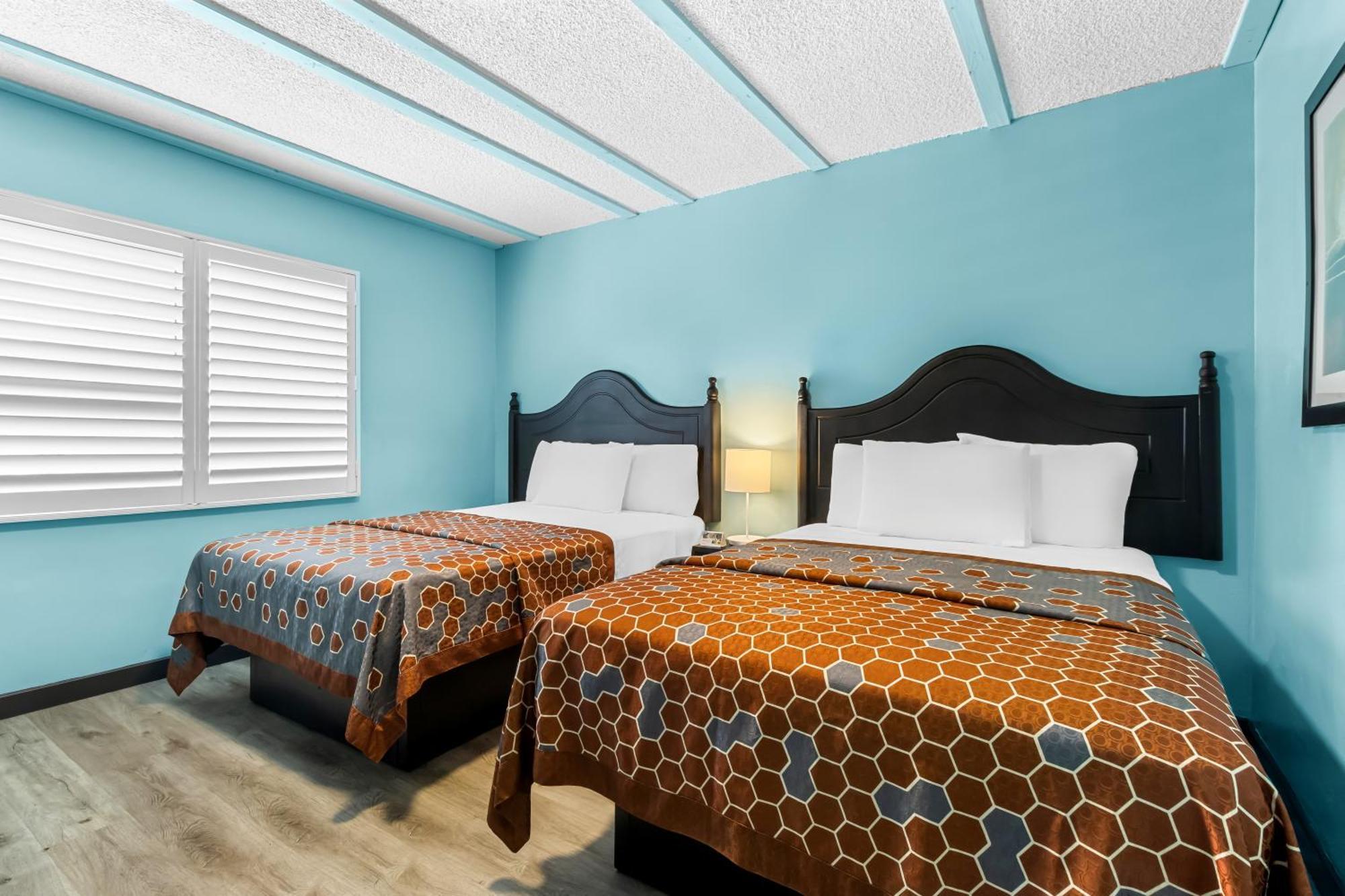 Rodeway Inn & Suites North Hollywood Burbank Airport - Universal Area Los Ángeles Exterior foto